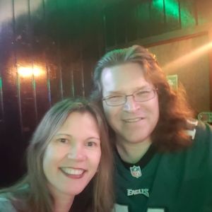 Meet your Posher, Dennis